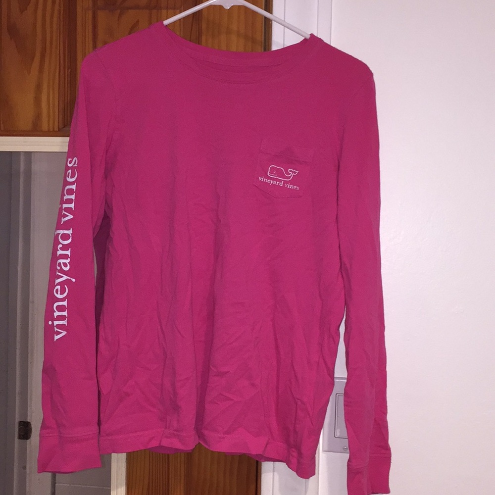 Vineyard Vines pink long sleeve!!! Women’s M!!